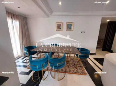 Appartement S+4 avec jardin et piscine à La Soukra ZAL1477