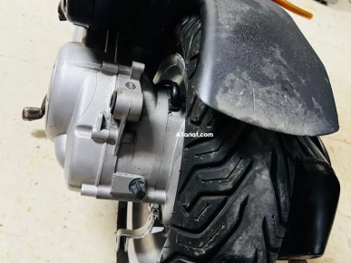 Avendre bloc Vespa 50 4t