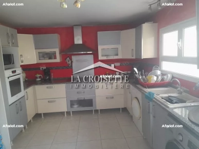 Triplex S+6 avec piscine à Gammarth MTRL0080