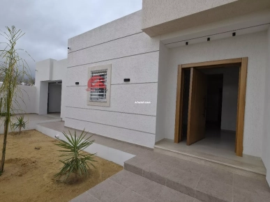 Vente d'une villa neuve à Houmt Souk Djerba ZU  V 751