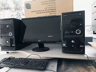 10 unité dell optiplex  Quad core 4Géga 299 dt