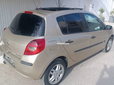 je mets en vente une belle clio 3