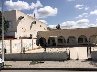 A VENDRE 557m²
