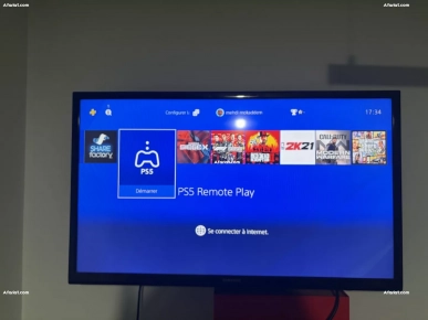 PS4 Slim une manette v2