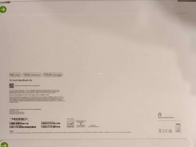 Macbook Air m4 cacheté