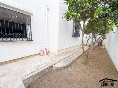 Grande Villa Près De Fatouma Bourguiba Au Bardo