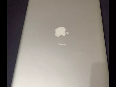 MacBook Pro 17 pouces en excellent état