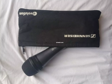 Microphone dynamique SENNHEISER e840 Bonne condition Microphone dynamique SENNHEISER e840 Bonne condition