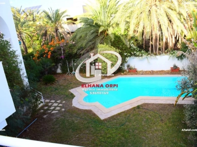 villa a vendre avec piscine à monastir