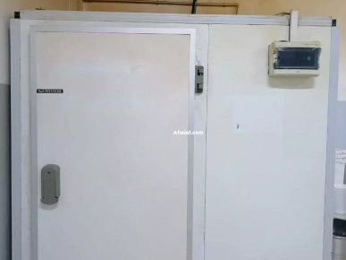 chambre froide industrielle ( frigo)