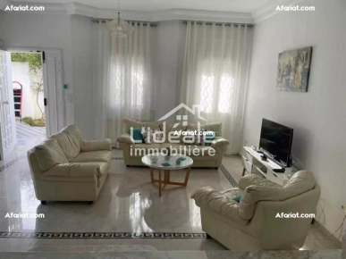 Un charmant duplex avec jardin à hammamet
