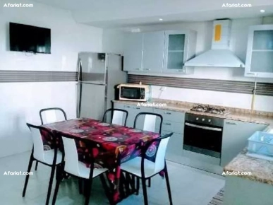 Particulier L Apt s4 meublé Neuf Cité Palmeraies l'aouina