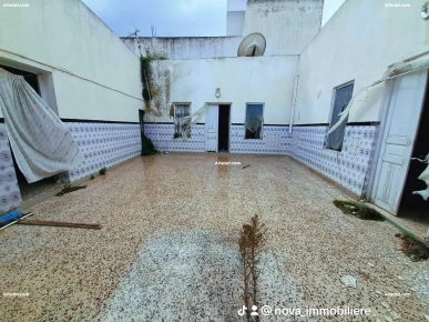 للبيع في قليبية وسط البلاد