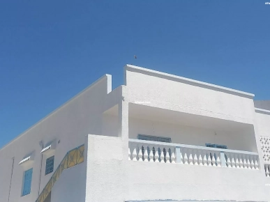 Etage de villa et Studio a vendre a Mourouj 1