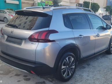 Peugeot 2008 1.2 5CV Toit Cielo panoramique