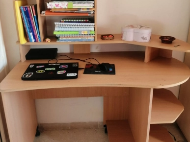 Bureau état neuf Bureau état neuf