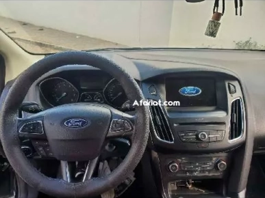 A vendre Ford focus Titanium fin 2017