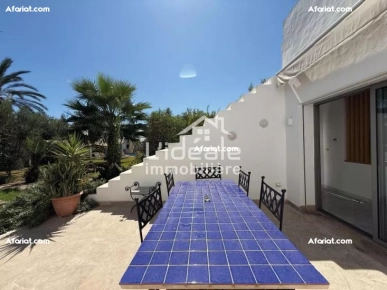 une Coquette maison à la location annuelle
