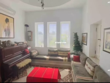 villa jinene hamemat 5 chambres et 5.5 salles de bain
