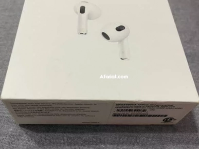 airpods  .