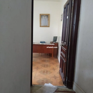 A vendre appartement à rue Mokhtar Attia A vendre appartement à rue Mokhtar Attia