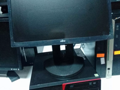 Unité simens i5/4Gén/4G  ecran 19 p 	Processeur :  i5 	Générati