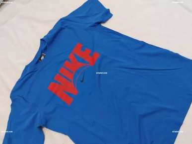 À vendre pull nike