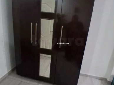 بيع اثاث غرفه نوم و طاوله متاع فطور