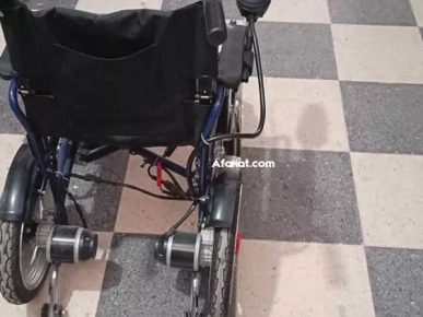 fauteuil roulant électrique presque neuf