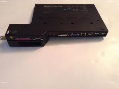 Pack de 2 Lenovo Thinkpad Lap top Dock Docking Stations 2504 (E- Pack de 2 Lenovo Thinkpad Lap top Dock Docking Stations 2504 (E-