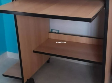 bureau à ordinateur bureau à ordinateur