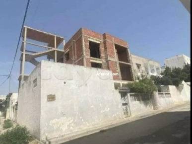 A VENDRE VILLA AU BARDO A VENDRE VILLA AU BARDO