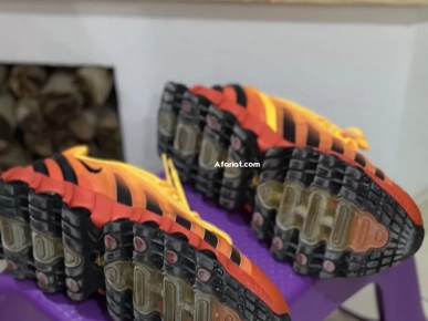 NIKE AIR MAX DN TOP