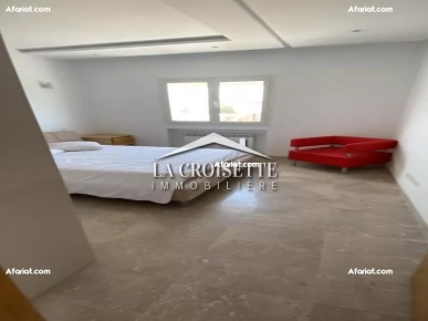 Villa S+4 avec piscine à Gammarth MVV0142
