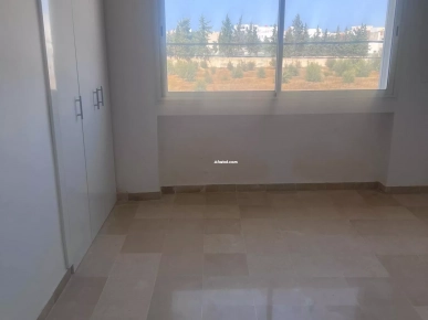 Un appartement S+2 à Bhar Azreg(au premier étage)