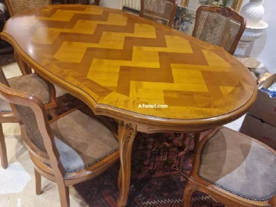 Table + 6 chaises