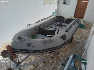 Bateau avec chariot Bateau avec chariot