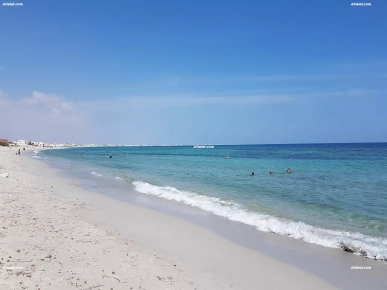 A vendre à SALAKTA 03lots de térrains situées à 600 m de la plage A vendre à SALAKTA 03lots de térrains situées à 600 m de la plage