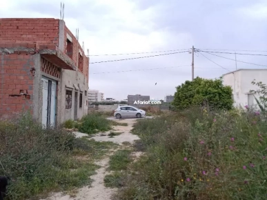 مقاسم في قليبية للبيع