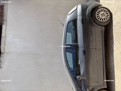 voiture Fiat Punto