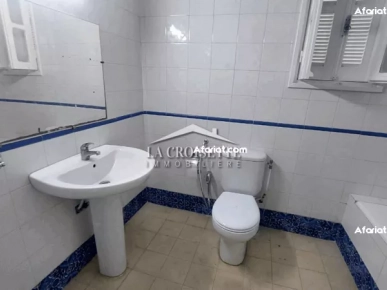 Villa S+5 à La Marsa MVL1511