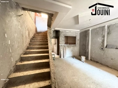 Maison Inachevée Au Cœur de El Halfaouine