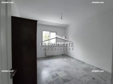 Duplex S+3 avec jardin à La Marsa MDL0411