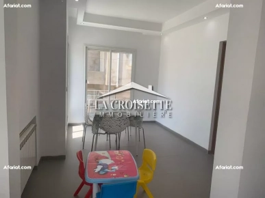 Etage de villa S+3 à Ain Zaghouan Nord  ZEL0500