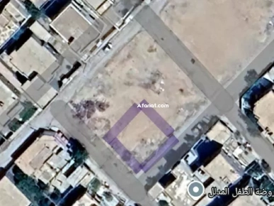 terrain a vendre au cité Ezayetine. offre exceptionnelle!