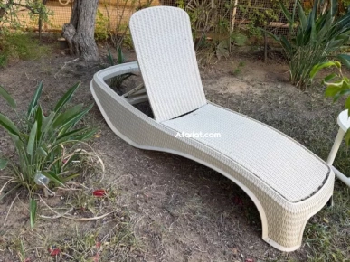 Salon de jardin 6 places + 2 transats