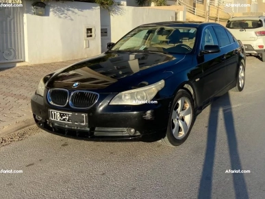 A vendre BMW 520i  Excellent état