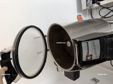 machine à éplucher pomme de terre