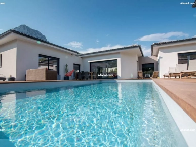 Maison neuve prête à vivre – Design moderne & finitions soignées