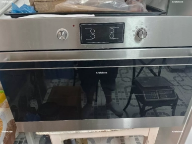 Four Encastrable Ventilé FOCUS F795X 105 Litres - Inox